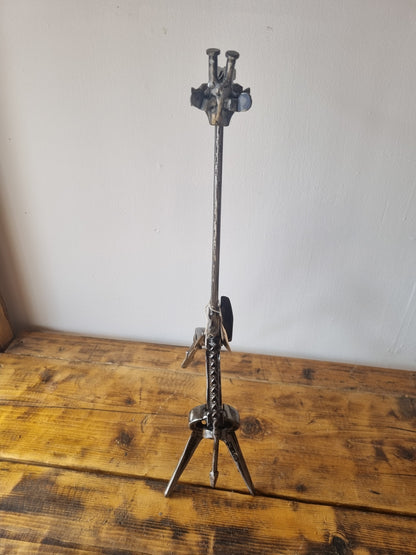 Robin Hood Giraffe Sculpture