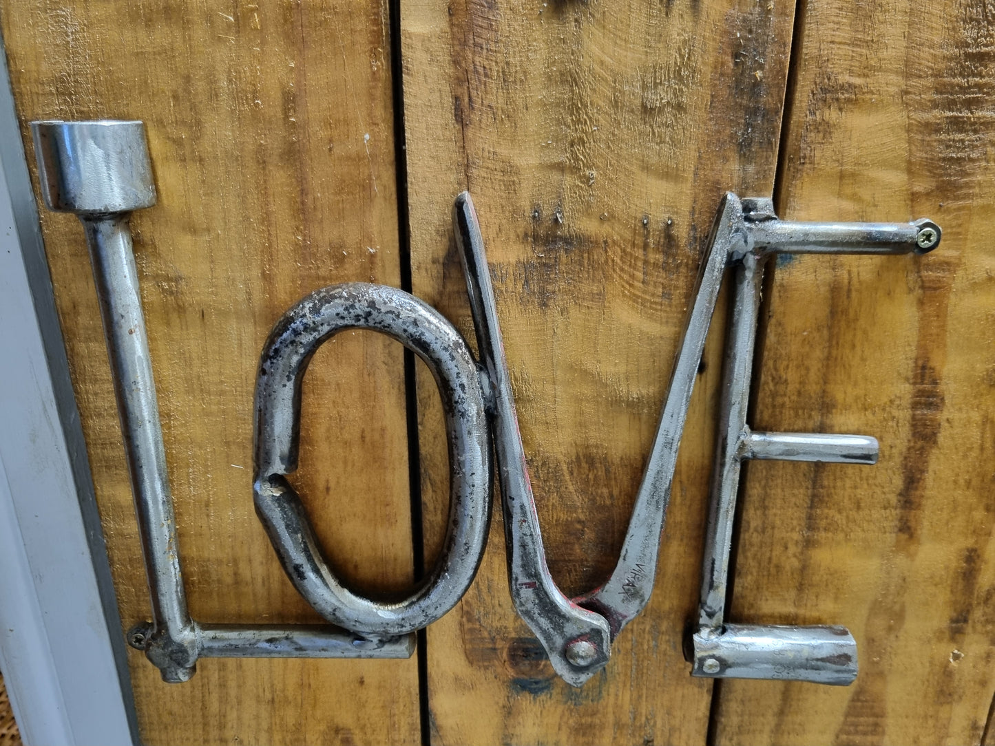 chunky Love sign